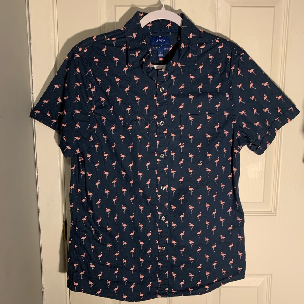 Apt. 9 Flamingo Short Sleeve Shirt Medium Size